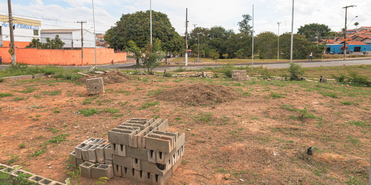 Futura quadra de areia