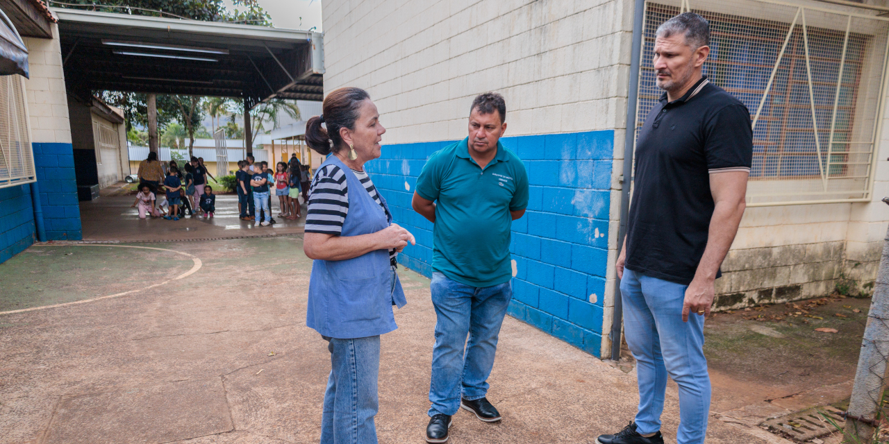 Furtos e invasões foram problemas relatados pela direção aos vereadores