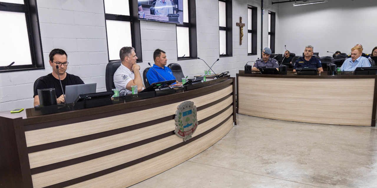 Trânsito: segurança e diminuição de acidentes são debatidos em reunião na Câmara