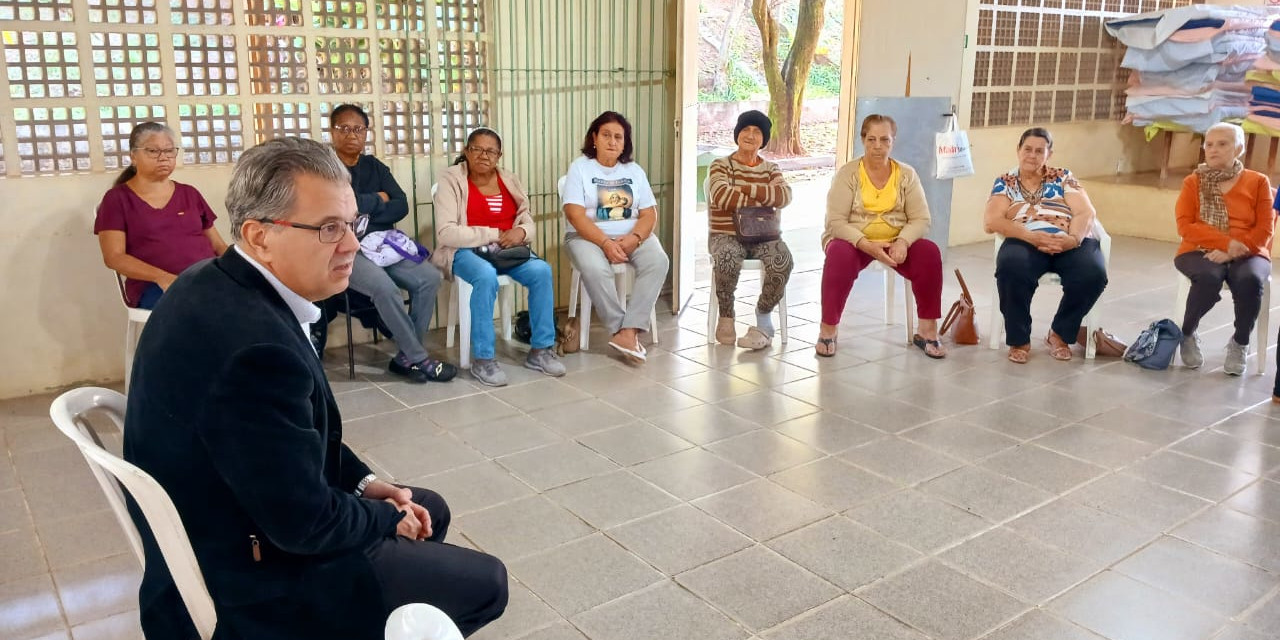 Vereador Dr. Marcelo Rossi ministrou palestra para idosos no salão “Ercilia Perriero Cheque