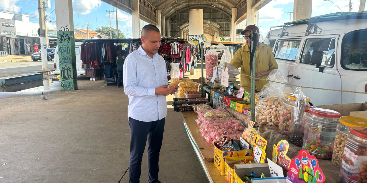 Everton Ferreira visita feira do Parque Nossa Senhora das Dores 2