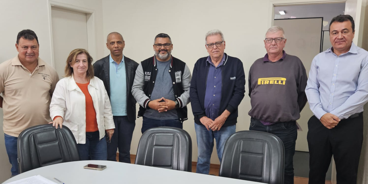 Carlinhos do Grotta debate com Prefeitura melhoria e uso compartilhado de espaço público no Jardim Ouro Verde
