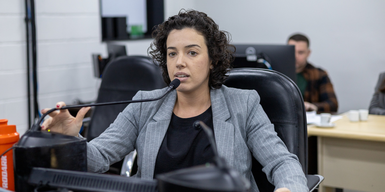 Mariana Calsa apresenta moção de apoio à ampliação da Licença-Paternidade