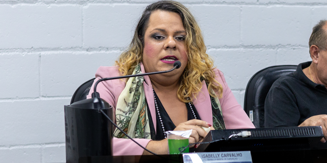 Isabelly Carvalho propõe “Lei Vini Jr.” em Limeira para combater o racismo no esporte