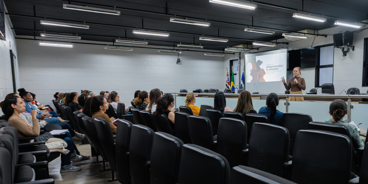Câmara promove 2ª fase do curso de educação empreendedora para mulheres