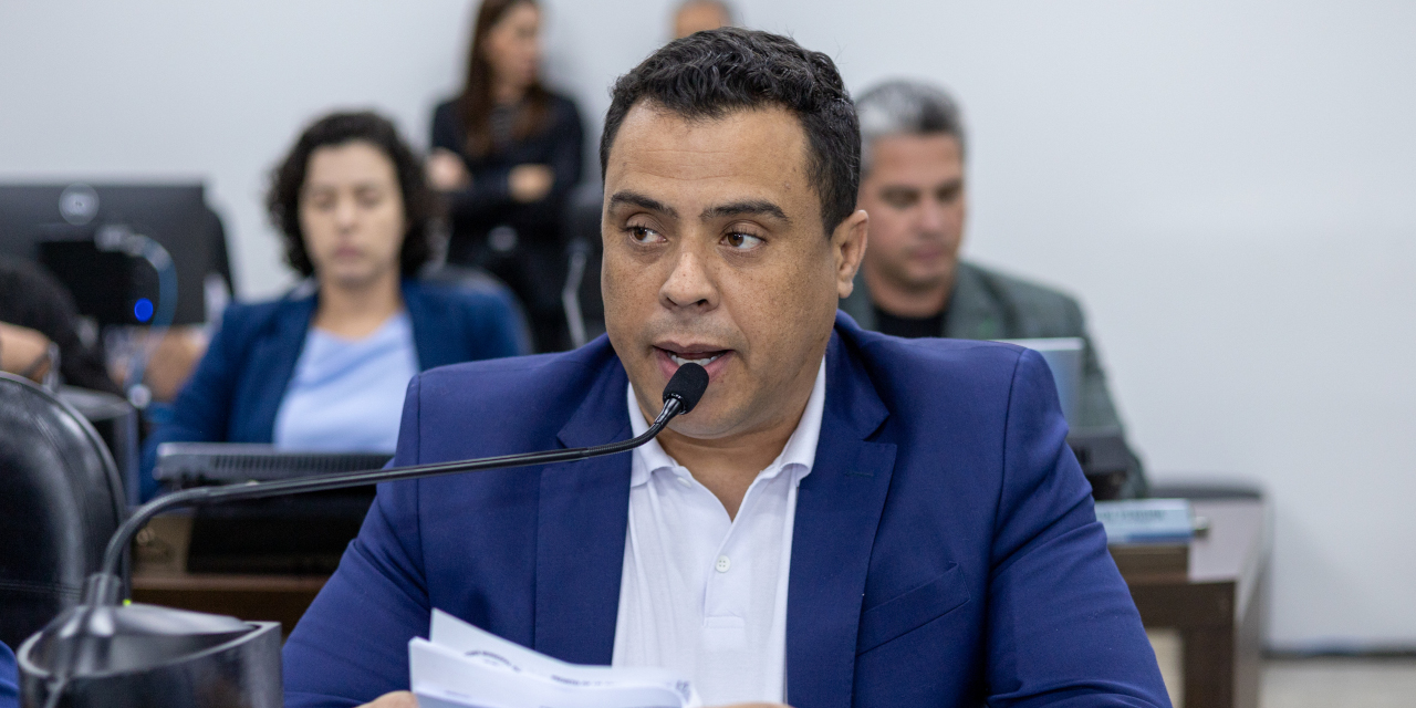 Elias Barbosa requer informações sobre a arrecadação e o impacto do aumento da alíquota do ITBI   
