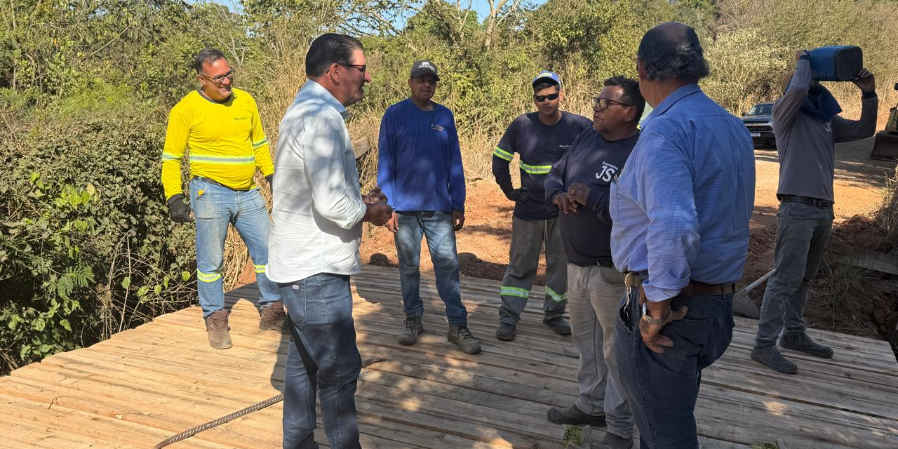 Helder do Táxi acompanha obras de reconstrução da ponte da LIM 112