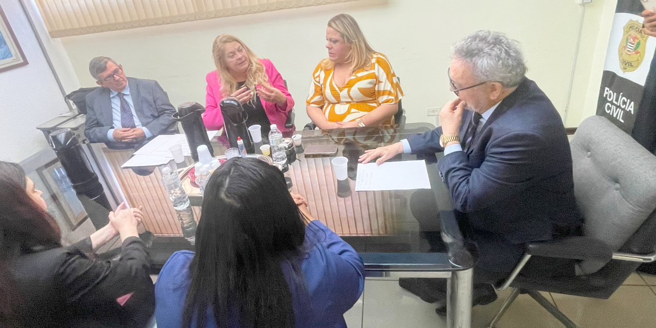 Procuradora Especial da Mulher e vereadoras visitam Seccional de Polícia Civil e DDM Limeira