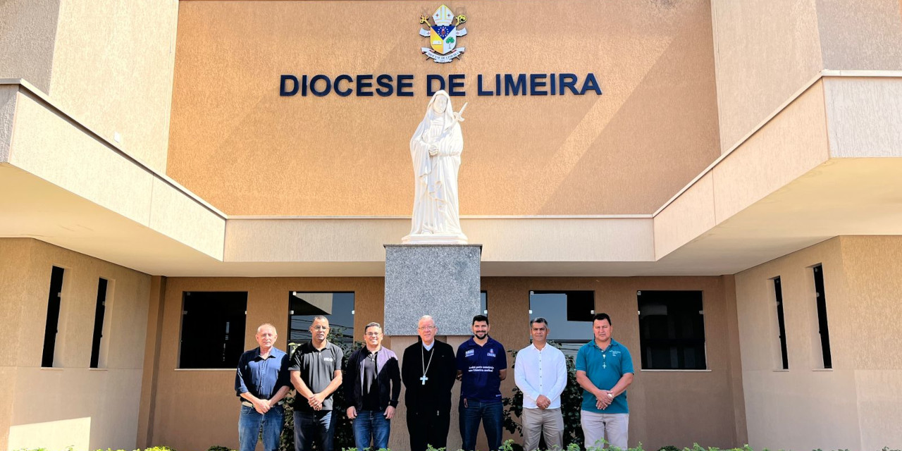 Vereadores se reúnem com bispo diocesano
