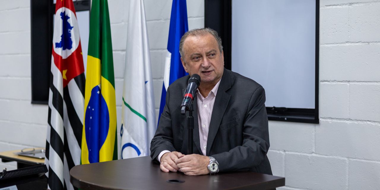 Deputado Miguel Lombardi acompanha os trabalhos Legislativos