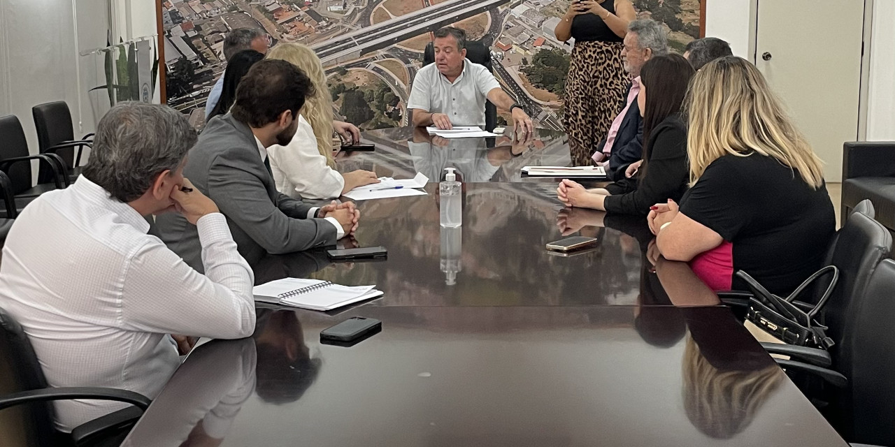 Vereadoras e delegados também pedem aprimoramento do prédio do DIG-DISE e de delegacias ao vice-prefeito