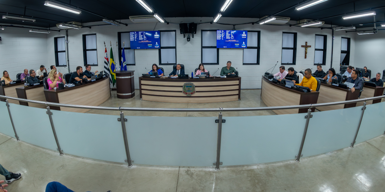 Câmara aprova seis projetos em sessão ordinária, 12 requerimentos também são discutidos