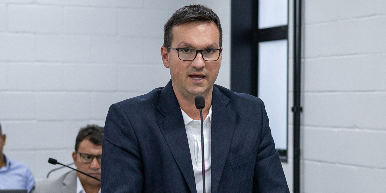 Felipe Penedo leva demandas de Limeira à Alesp