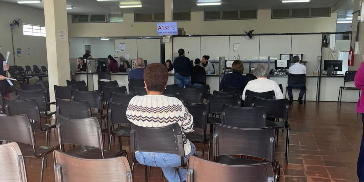 Vereador reforça ações para aprimorar o atendimento e ampliar a capacidade do órgão, após redução no tempo de espera dos pacientes
