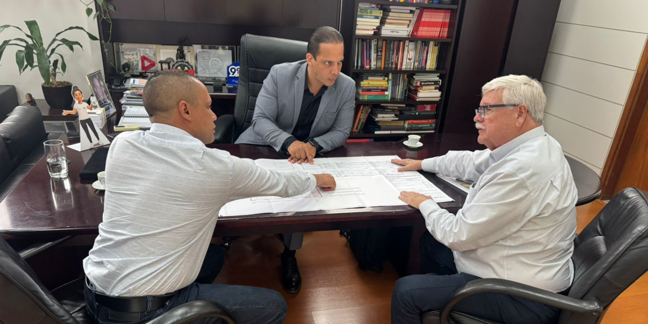 Everton Ferreira, com o apoio do prefeito Murilo Félix, anuncia ampliação de leitos na Santa Casa