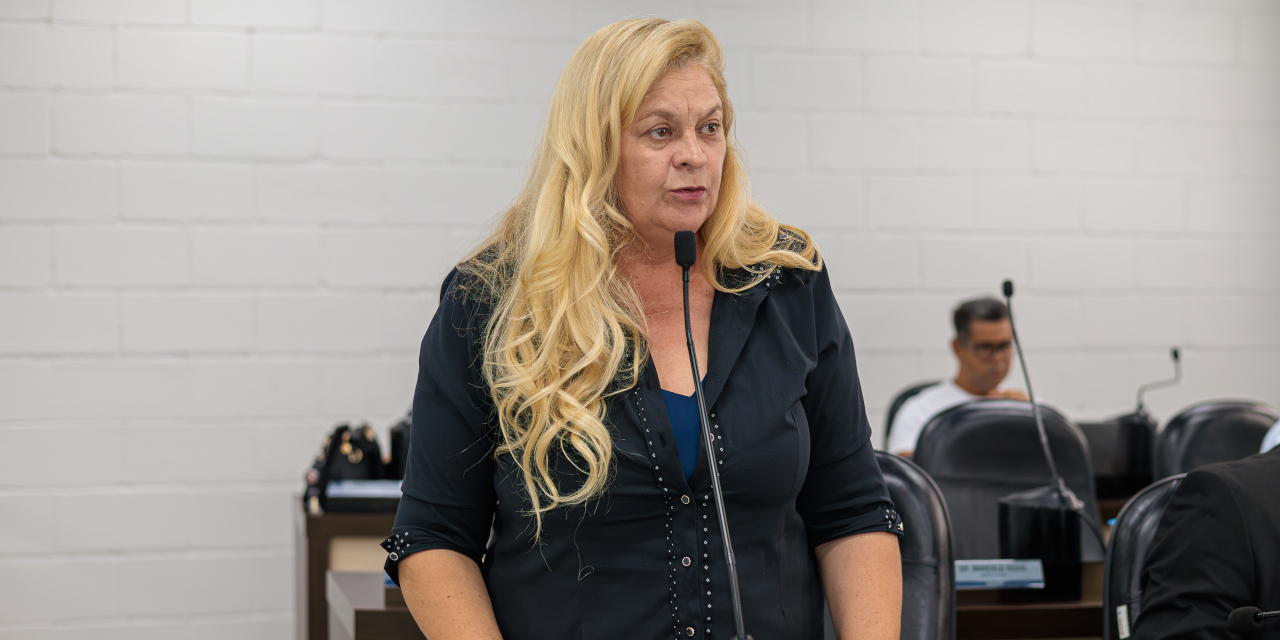 Área Verde no Jardim Cidade Universitária será denominada de Professora Carla Luzia Reis Glória