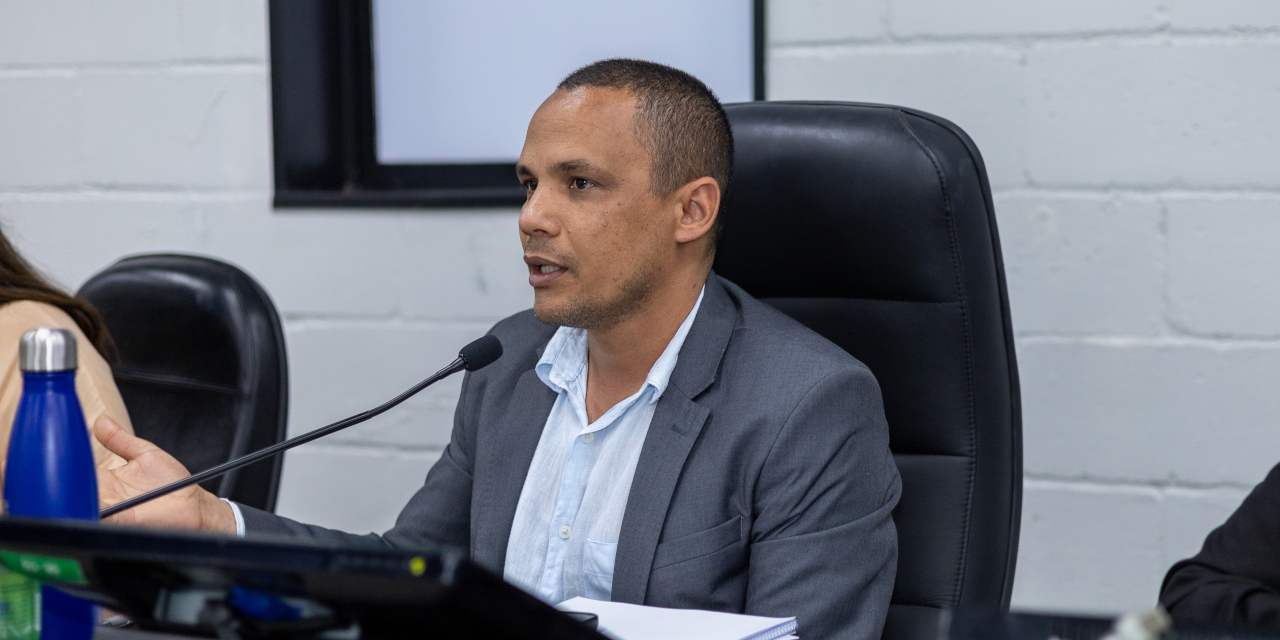 Projeto aprovado corrige denominação de Medalha de Mérito Cívico XV de Setembro