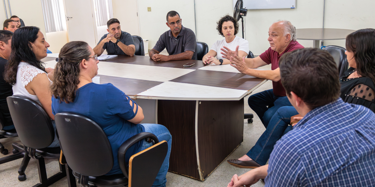 Comissão de Educação promove diálogo com Prefeitura sobre matrículas de crianças na área rural