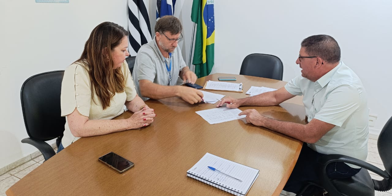 Helder do Táxi discute melhorias nas estradas e pontes rurais em reunião com a Secretaria de Agronegócios