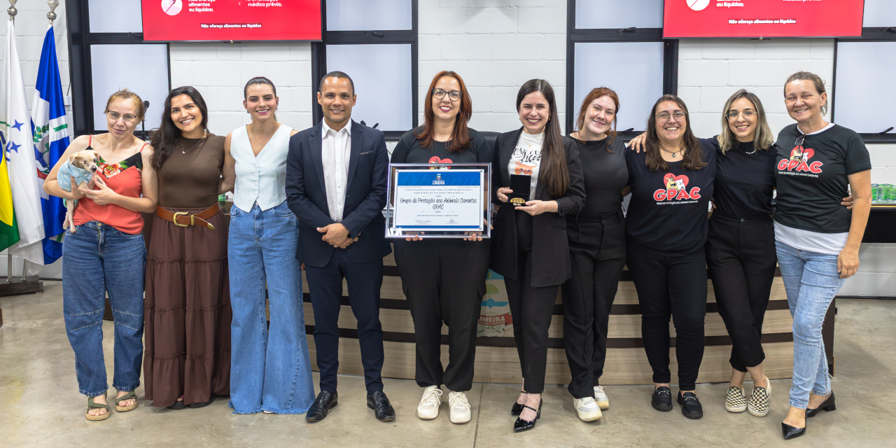 GPAC recebe diploma de Gratidão e Medalha de Mérito Cívico em sessão solene da Câmara