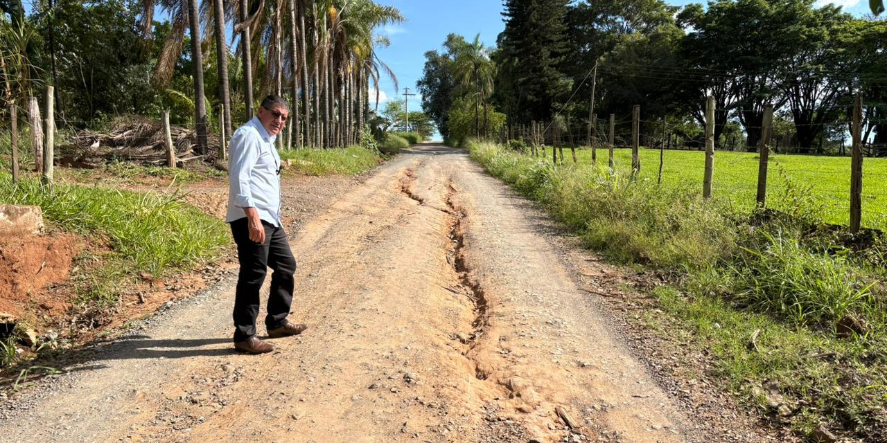 Helder do Táxi cobra da Prefeitura ampliação de equipes de manutenção das estradas rurais