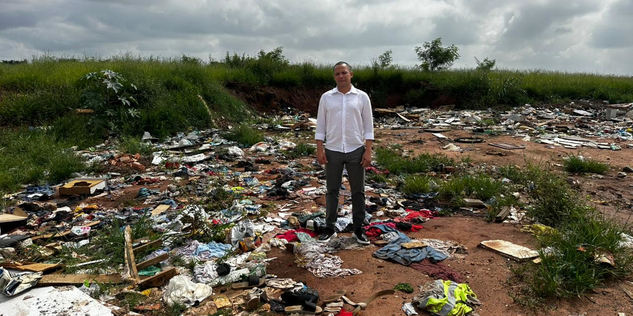 Everton Ferreira fiscaliza área no Ernesto Kuhl e reforça necessidade de conscientização contra descarte irregular