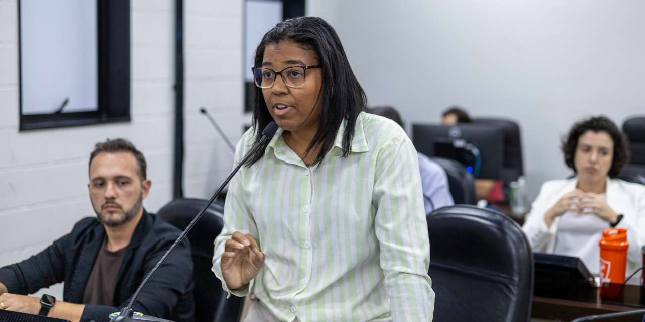 Bruna Magalhães cobra informações sobre imóvel abandonado da antiga 1ª Companhia da PM