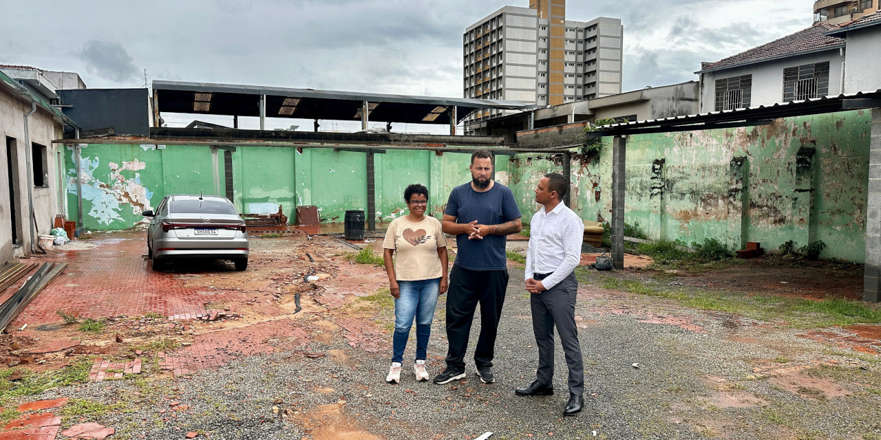 Everton Ferreira visita futuro “Espaço do Motorista”, ponto de apoio para motoristas por aplicativo