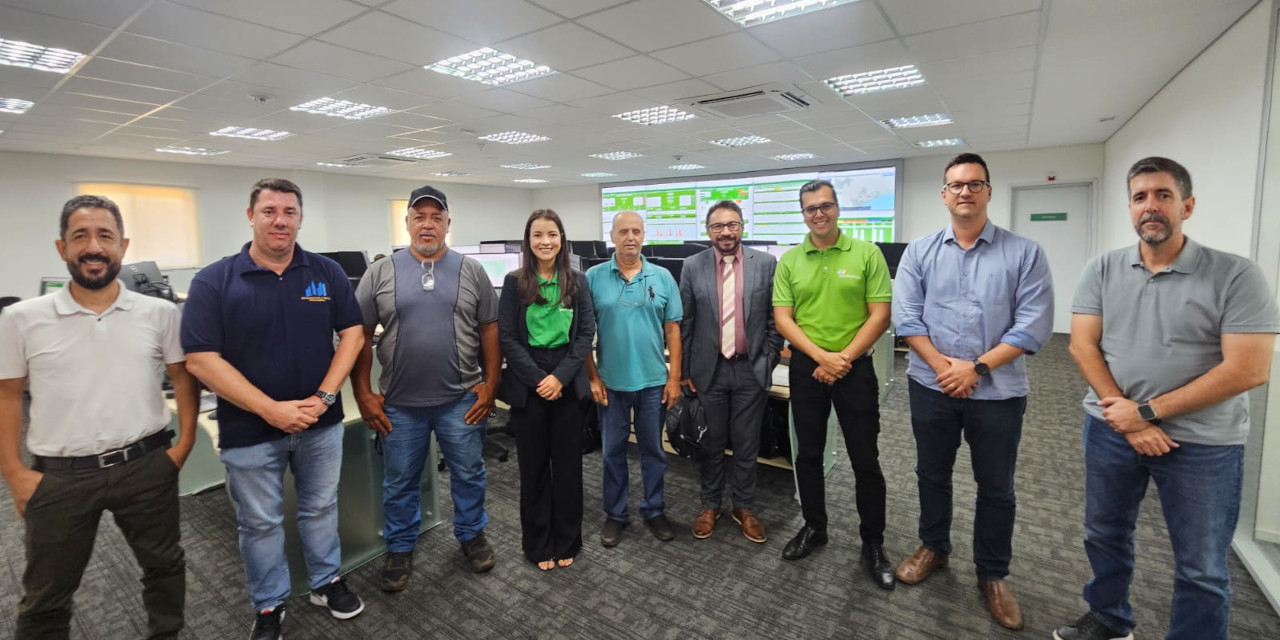 Felipe Penedo apresenta demandas em reunião com Neoenergia