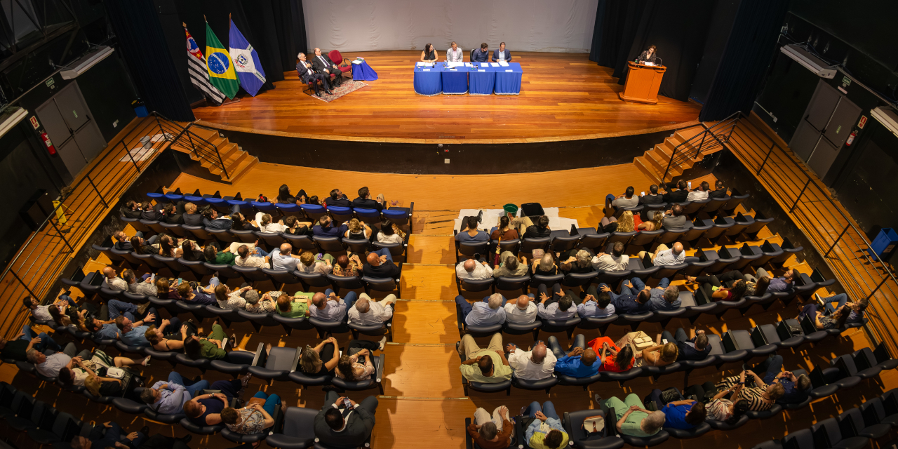 Câmara homenageia Odair José Giusti, Ana Inés Borri Genovez e Claudio Zalaf Advogados Associados