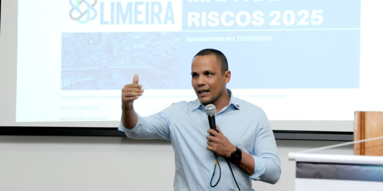 Presidente da Câmara representa Legislativo no evento Março Transparente