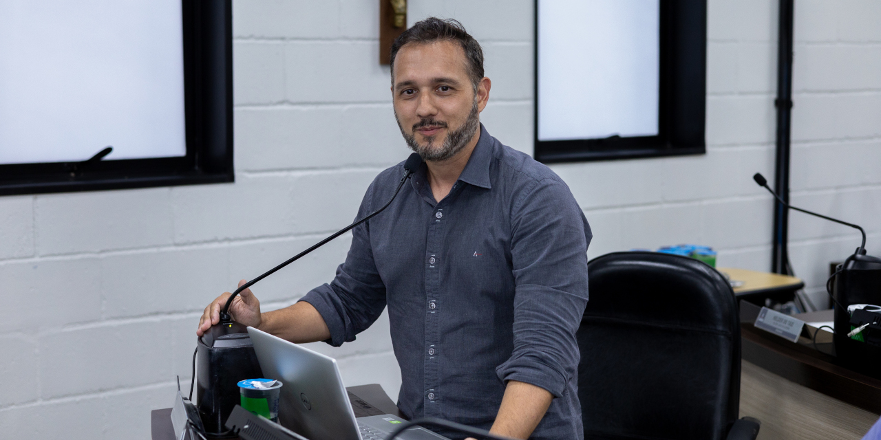 Câmara aprova Título de Cidadã a Doracy Divina