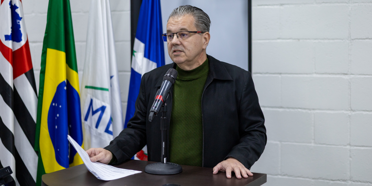Número de aparelhos auditivos entregues por meio de emenda do Dr. Marcelo Rossi supera média anual enviada pelo governo