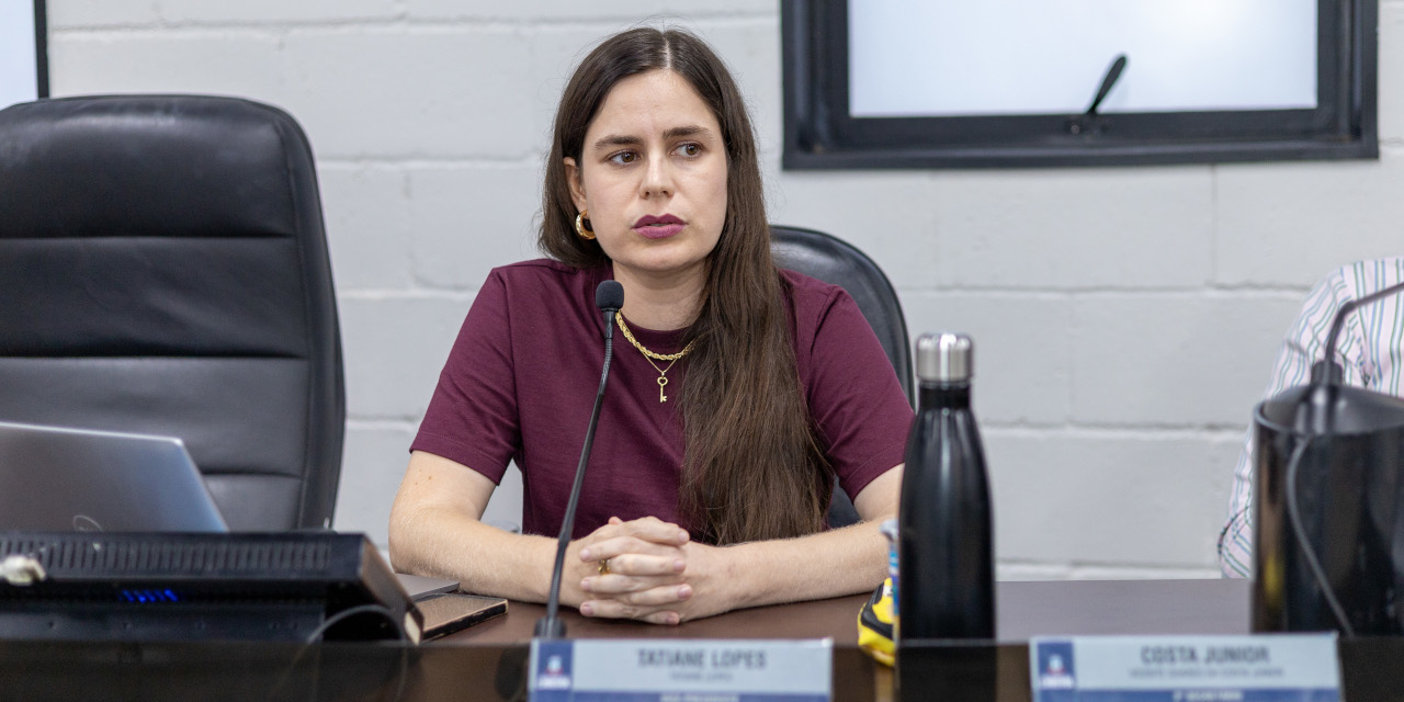 Tatiane Lopes solicita esclarecimentos sobre recolha e destinação de cavalos mortos no Município