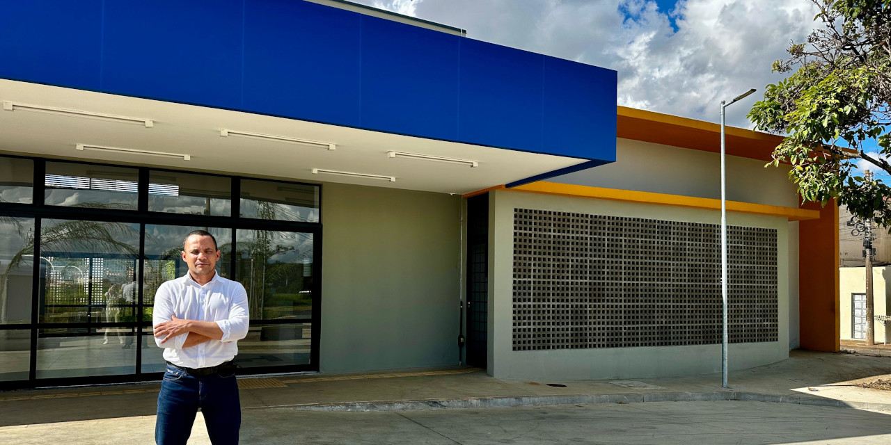 Com 17 mil pessoas na região, moradores pedem funcionamento da Unidade de Saúde do Santa Eulália e Everton Ferreira cobra data de inauguração