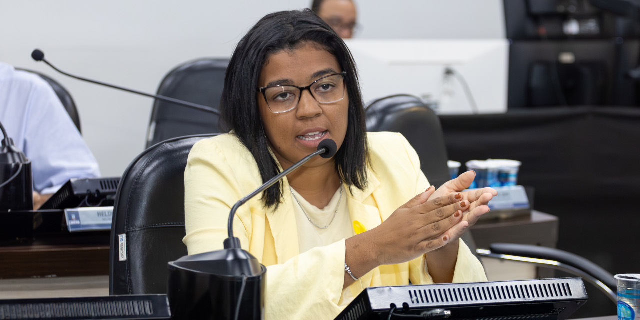 Bruna Magalhães requer informações sobre qualidade da água em Limeira