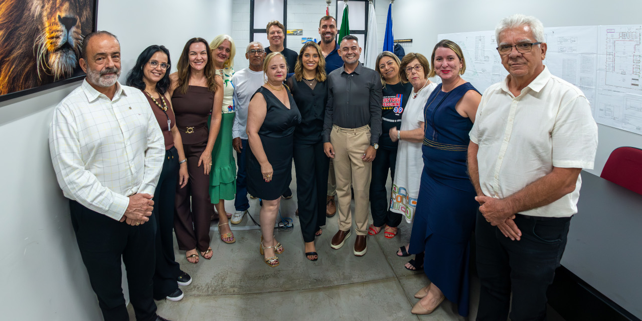 Moção de reconhecimento ao professor e pesquisador Vilmar do Nascimento Rocha é aprovada