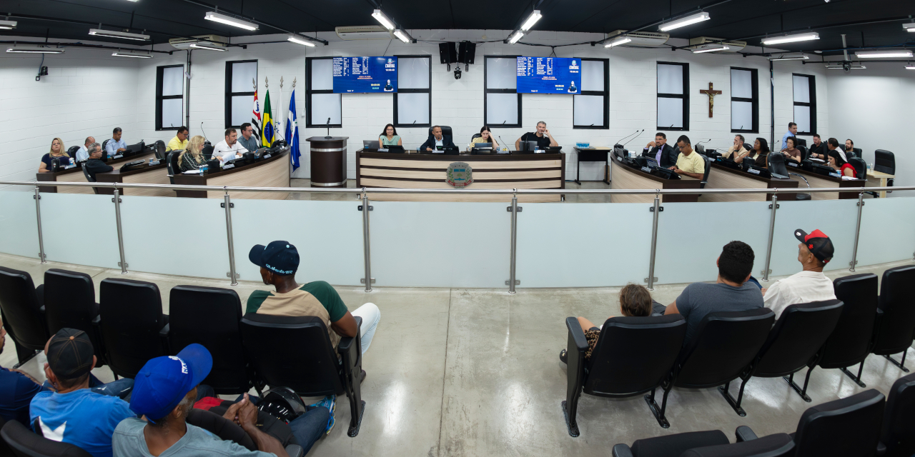 Sessão ordinária: Câmara aprova quatro projetos e encaminha 37 requerimentos à Prefeitura
