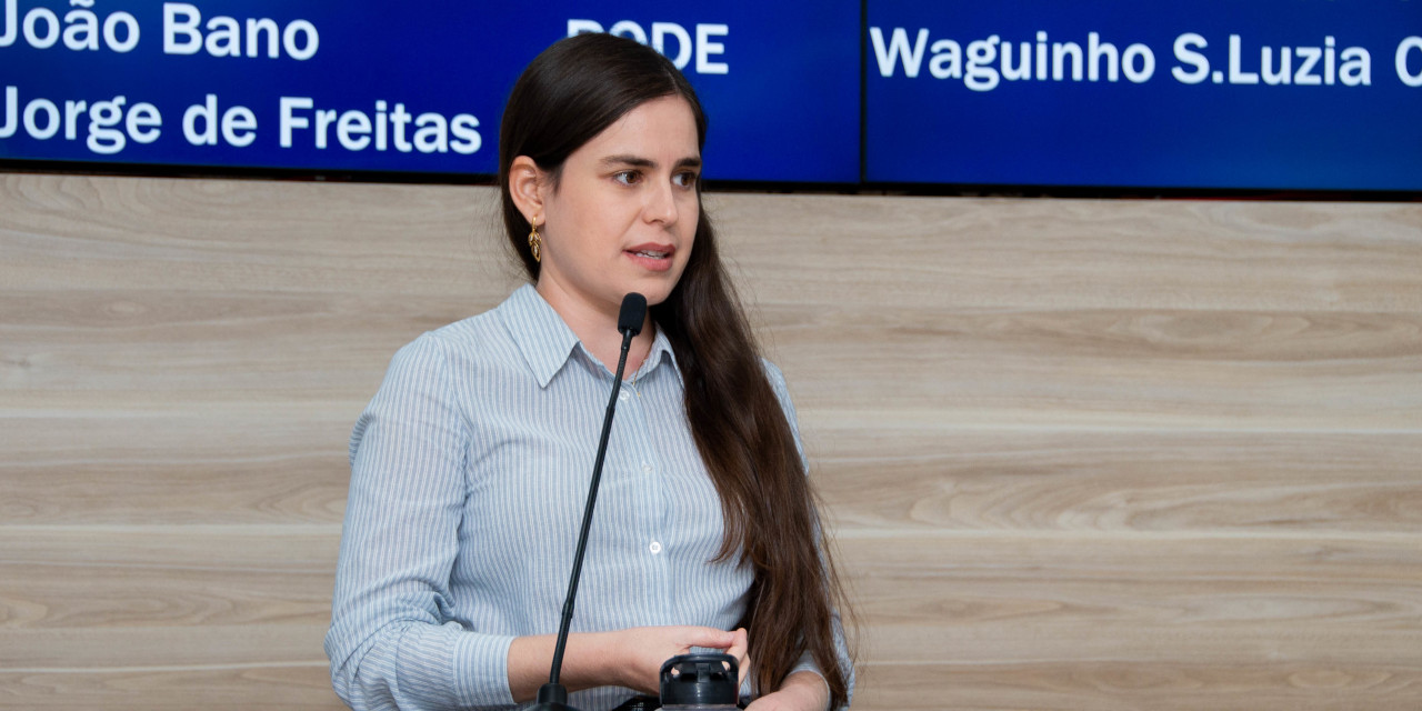 Tatiane Lopes propõe ampliação de benefícios de IPTU para pessoas com doenças graves e terminais em Limeira