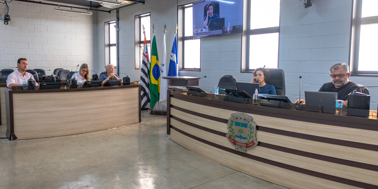 Comissão de Educação debate transporte escolar e realocação de alunos na Emeief Alfredo Stahlberg