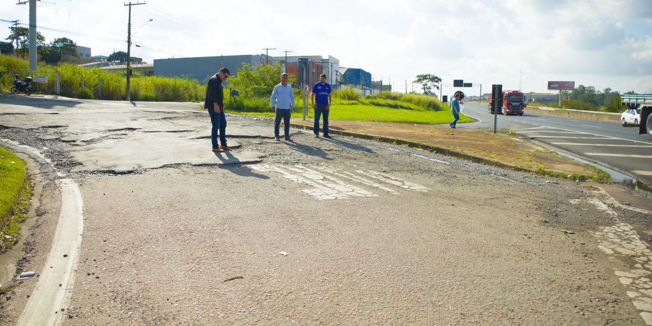 Comissão de Obras da Câmara fiscaliza o local e alças de acesso à rodovia Anhanguera