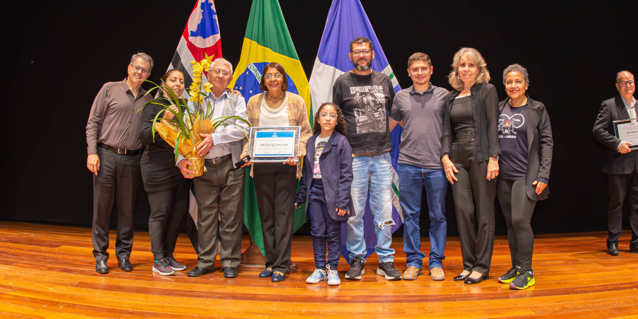 Professora, medalhista e voluntária, Sônia Dantas é homenageada pelo Dr. Marcelo Rossi