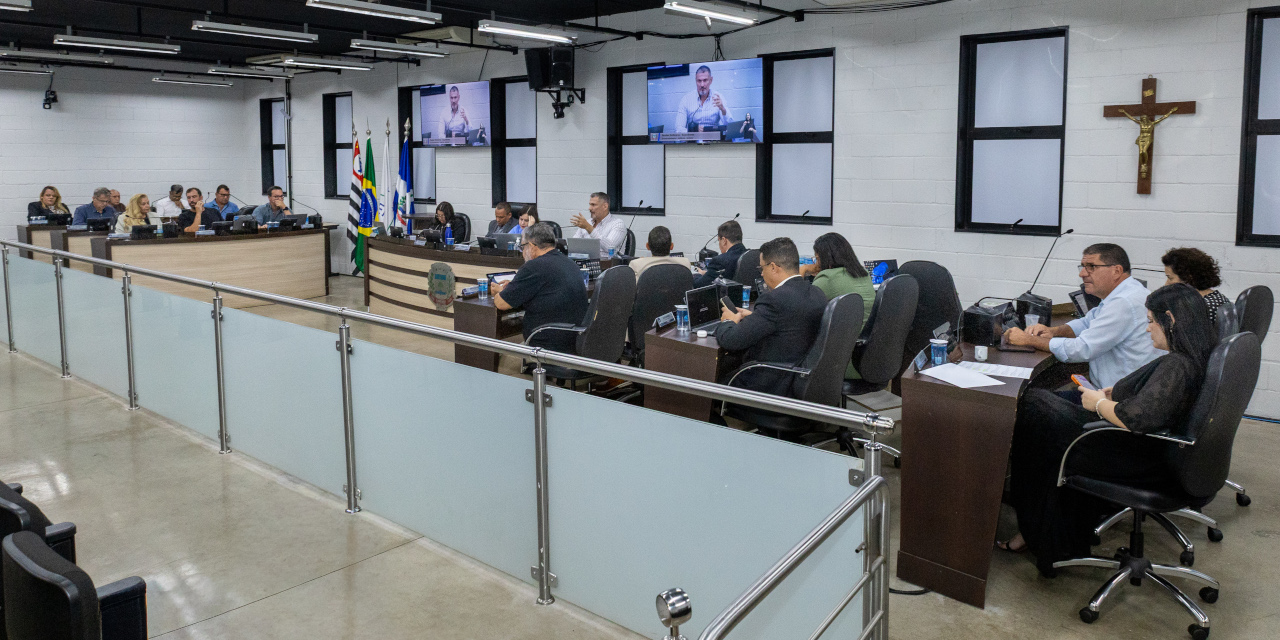Sessão ordinária: Câmara aprova quatro projetos e encaminha 23 requerimentos à Prefeitura