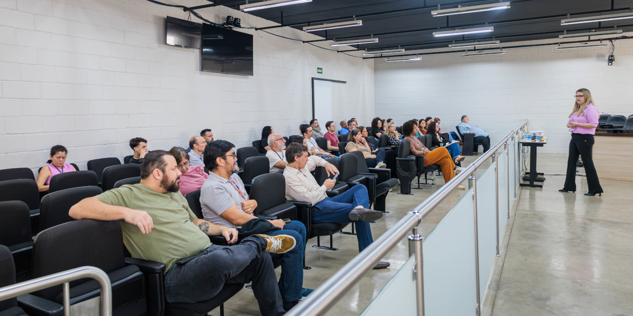 Encontro reuniu servidores do Legislativo em um momento de reflexão