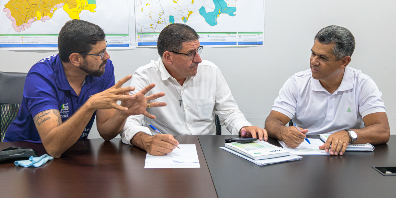 Problemas com a troca de lâmpadas queimadas na cidade volta à pauta da Comissão de Obras