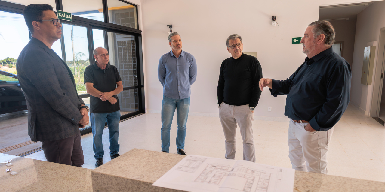 Acompanharam a diligência o secretário de Obras, Celso Gonçalves, o engenheiro Vinícius Cominato, também da pasta; além do diretor de Gestão Administrativa Tiago Prada Dalla Costa